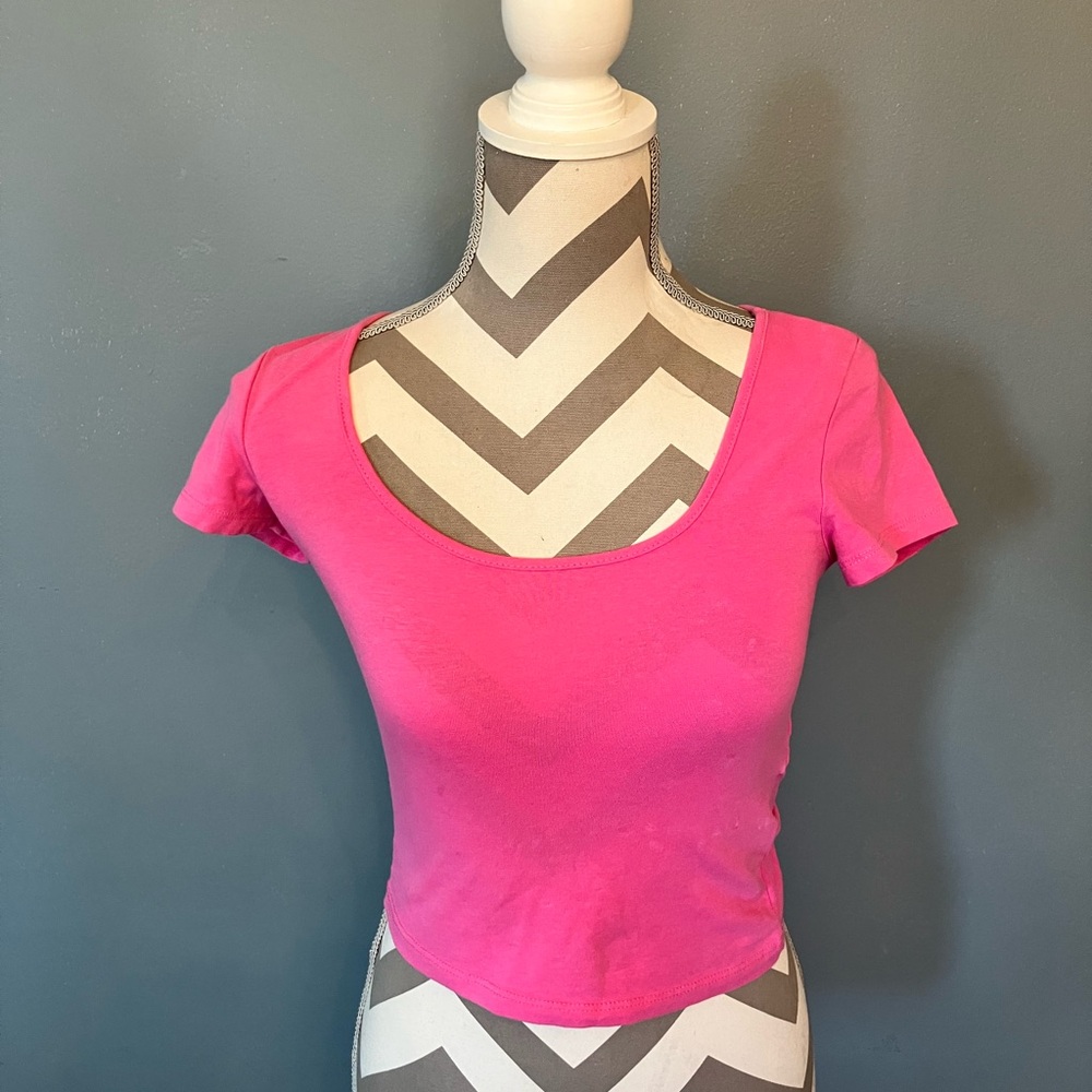 H&M Divided Light Pink Crop Fitted Short Sleeve T-Shirt
